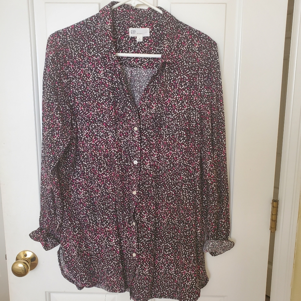 Women's Black and Pink Patterned Top